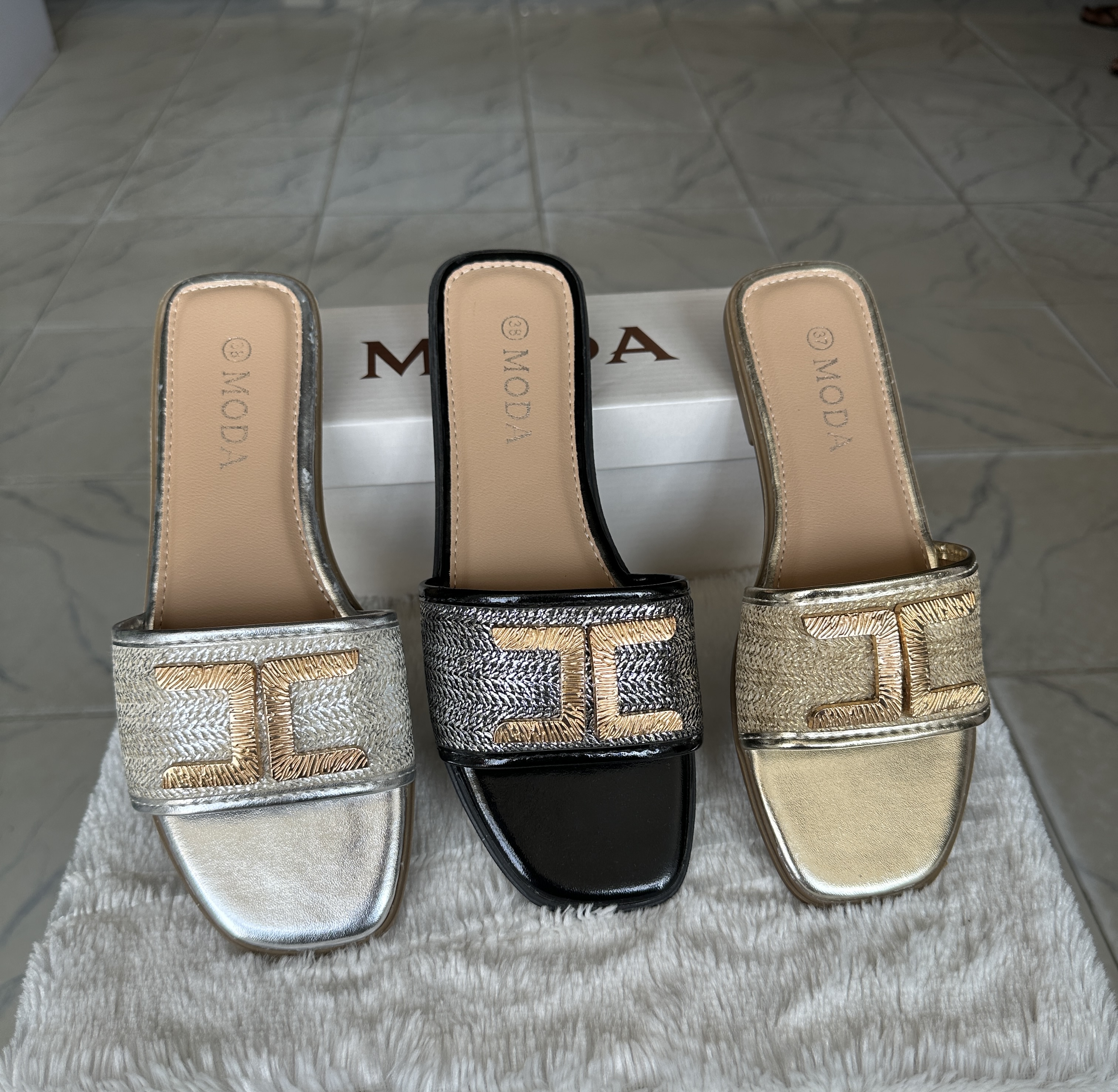 Hot and Cold Water Machine