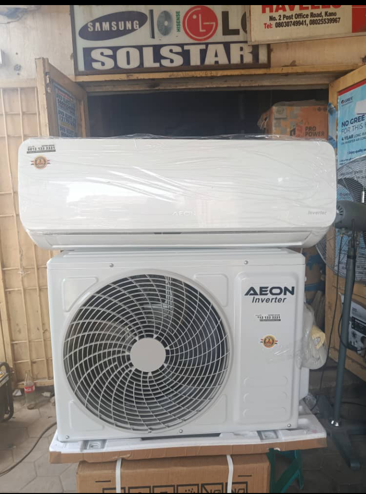 Hot and Cold Water Machine