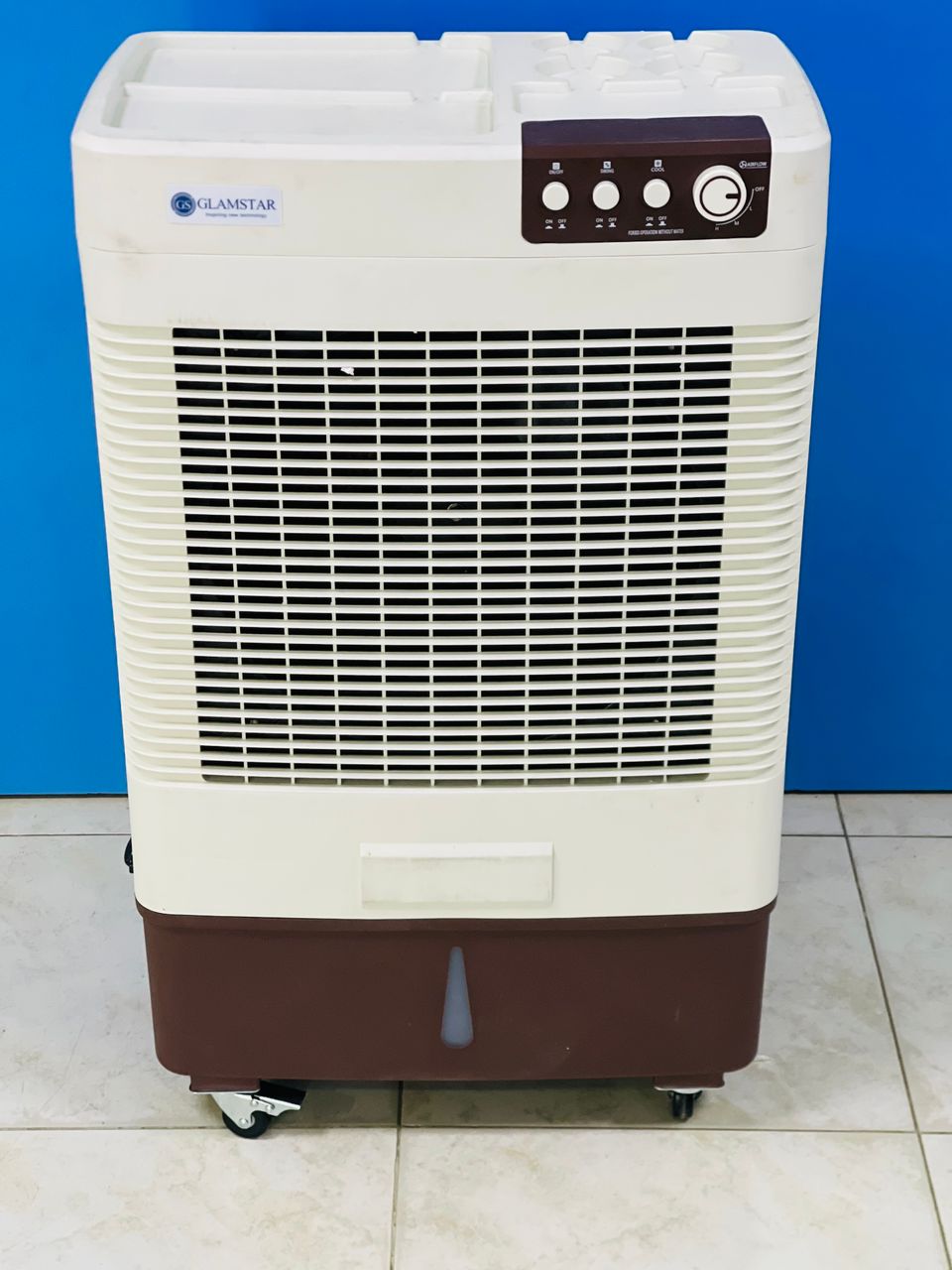 Hot and Cold Water Machine