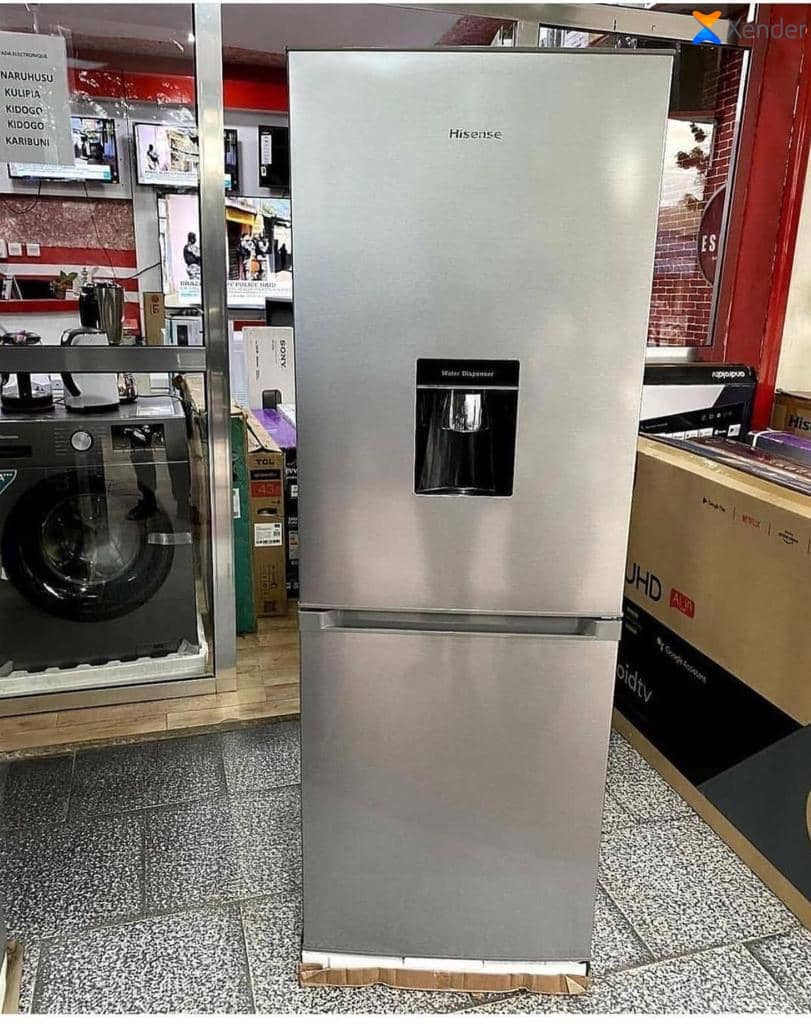 Hot and Cold Water Machine